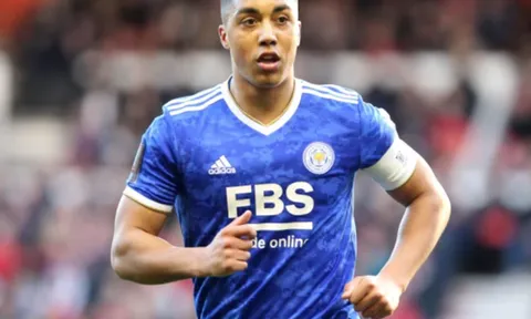Tielemans được khuyên đến Chelsea