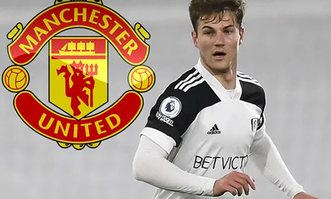 Tìm phương án B cho Varane, Man Utd tuyên chiến với Tottenham vì 1 cái tên