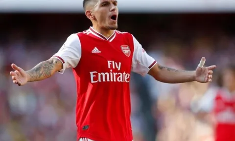Tìm thấy niềm vui ở CLB mới, sao Arsenal thất sủng nói đến hợp đồng