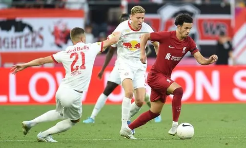 Tình hình 8 "bệnh binh" của Liverpool
