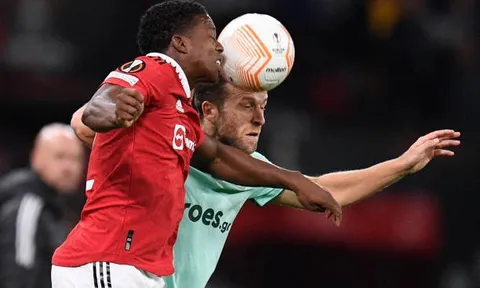 Tỏa sáng trước Omonia, tân binh Man Utd 'chuộc tội' thành công