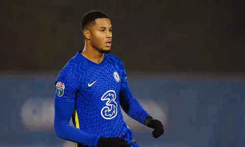 "Tòa tháp" 1m95 không hối hận vì rời Chelsea