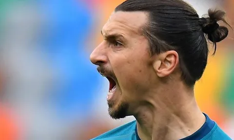 "Tôi đánh bại Ibrahimovic già năm 2012"