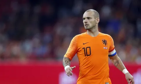 “Tôi không có phẩm chất như Messi hay Ronaldo, nhưng tôi cùng đẳng cấp với Xavi và Iniesta”