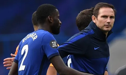 "Tôi không dọn đồ đạc để rời Chelsea chỉ vì phải ngồi ngoài vài trận"