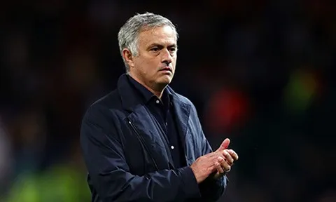 "Tôi không lo lắng một chút nào về Mourinho"