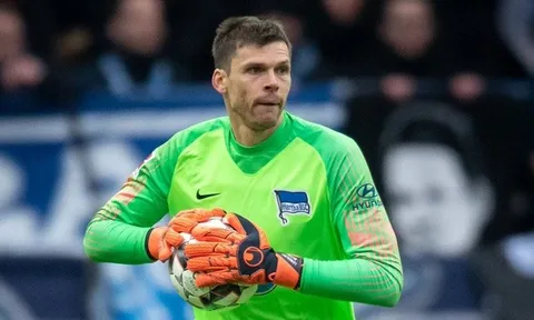 'Tôi mơ được chơi cho Man Utd và rất vui nếu dự bị cho De Gea'