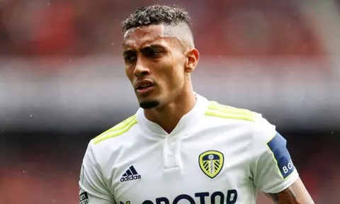 Tom Barclay nêu tên ngôi sao tấn công của Leeds đủ sức chơi cho Man Utd