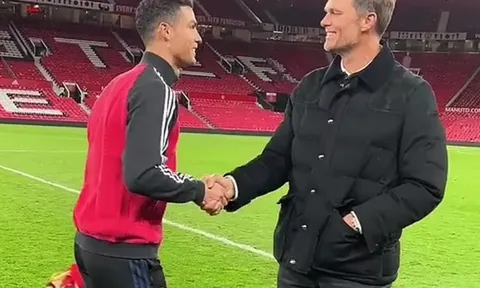 Ronaldo gặp gỡ nhân vật đặc biệt