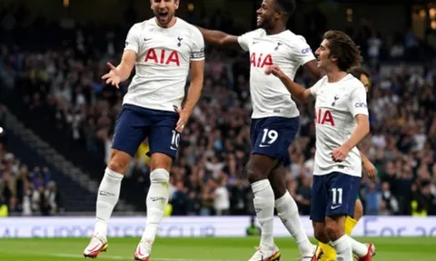 Harry Kane bùng nổ, Tottenham lật ngược thế cờ thắng 3-0