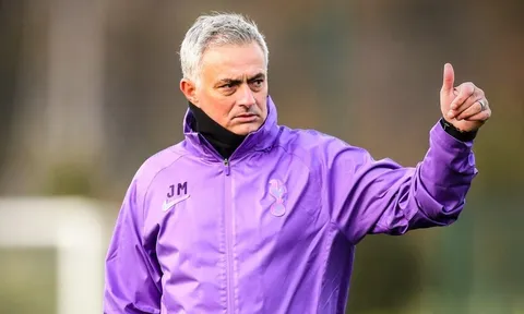 Tottenham đã kết hôn với "hung thần" của chính họ