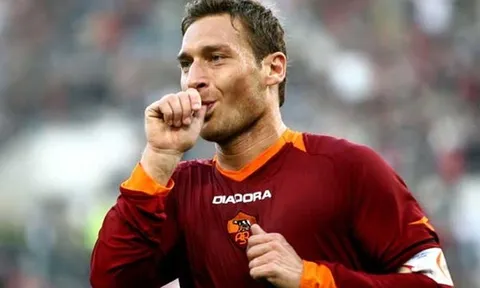 Roma thay chủ, Totti lập tức được mời trở lại