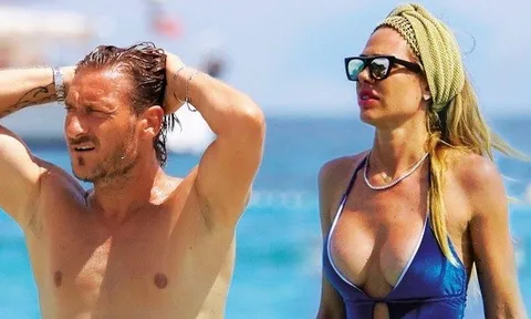 Totti lên tiếng sau thông tin kết thúc mối tình 20 năm
