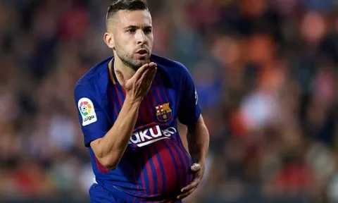 Trả giá cao hơn, Man City đánh bại M.U, giành lấy "Jordi Alba mới"