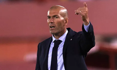 Trảm Zidane, Real nhắm 2 chiến lược gia, "1 cũ, 1 mới" của M.U về thay thế