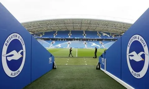 Trận đấu đầu tiên tại Premier League 2022/23 bị hoãn
