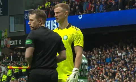 Trận đấu giữa Celtic và Rangers bị ngừng lại vì một sự cố nguy hiểm