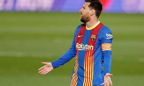 Trận El Clasico lẽ ra phải được bù giờ gần 10 phút