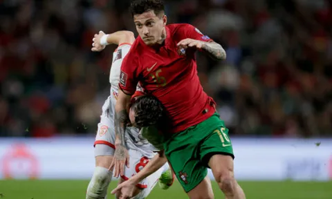 Tranh chấp thắng 15 lần, Rangnick quả có lý khi theo đuổi sao tuyển Bồ