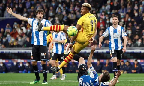 Traore, De Jong giúp Barca thoát thua ở phút 90+6