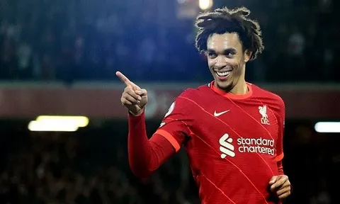 Ai có thể thay Alexander-Arnold đá phạt cho Liverpool?