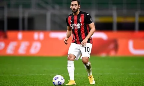 Triển khai chiến lược quen thuộc, Juventus quyết xâu xé AC Milan