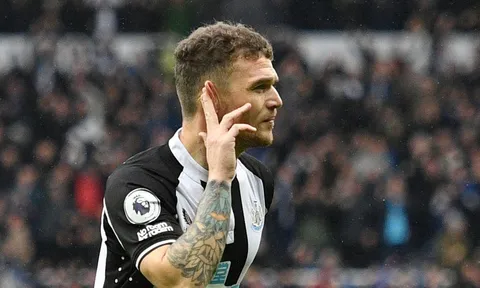 Trippier lại đá phạt thành bàn hạ Villa của Gerrard, Man Utd có tiếc?