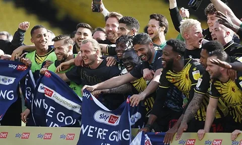 Trở lại Premier League, tân binh mở hội ăn mừng