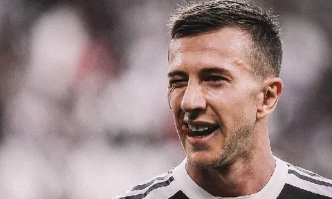 Nhà vô địch EURO có quyết định bất ngờ ở Juventus
