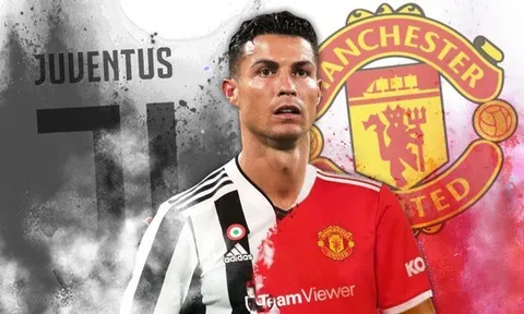Trở về M.U, Ronaldo nhận gạch đá từ huyền thoại Juventus