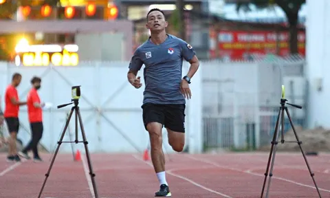 Trọng tài Ngô Duy Lân sang Campuchia làm nhiệm vụ