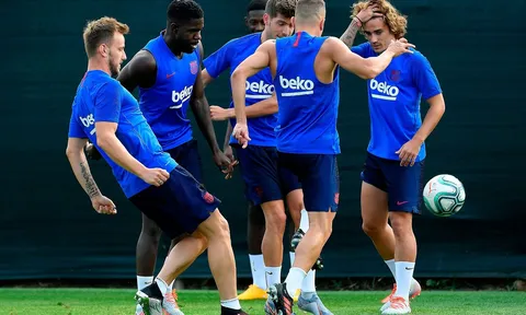 Trọng thần Barca đau đớn kêu than: "Họ cướp bóng của tôi"