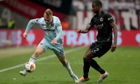 'Đá tảng' nước Pháp gây ấn tượng cho Ten Hag với màn thể hiện xuất sắc