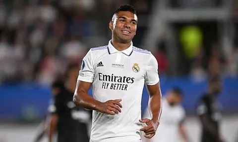 Trước Casemiro, ngôi sao nào từng khoác áo Real và Man Utd?