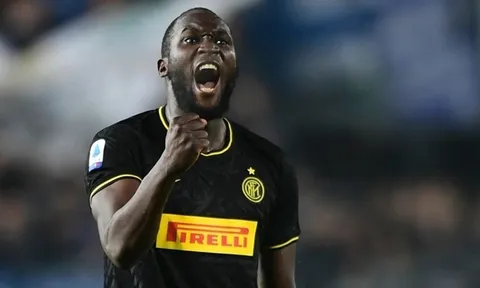 Từ Bỉ, Romelu Lukaku báo tin không vui cho Inter Milan