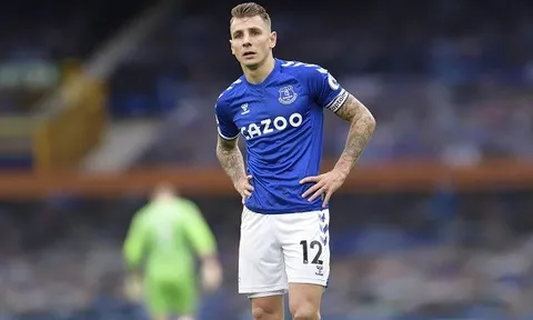 Từ chối Newcastle, Digne bật đèn xanh cho Chelsea
