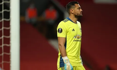 Từ Romero đến Luiz: Đội hình chất lượng các cầu thủ EPL bị thanh lý