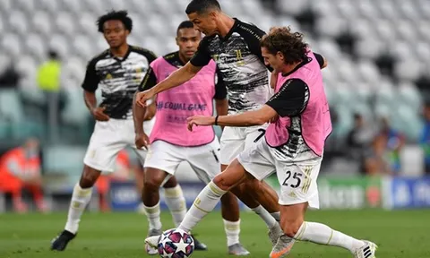Từ Ronaldo đến Diallo: 5 bản hợp đồng được M.U mua từ Ý
