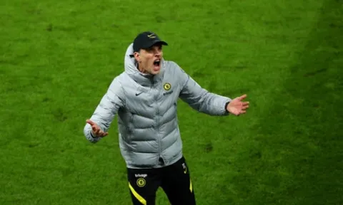 Tuchel đập phá, dọa bỏ về nhà ngay trong trận Liverpool