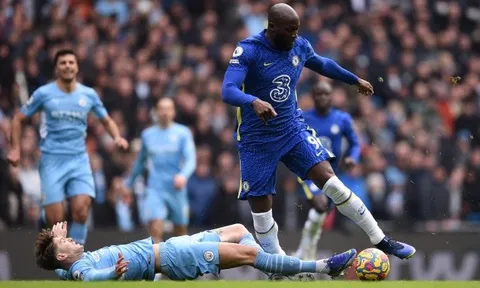 Chelsea thay đổi để phục vụ Lukaku? Tuchel có câu trả lời