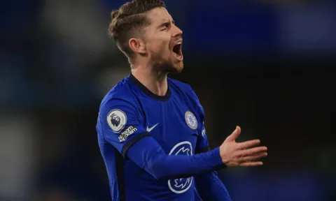 Tuchel nổi đóa, nói thẳng 1 câu về "món quà" Jorginho tặng Arsenal