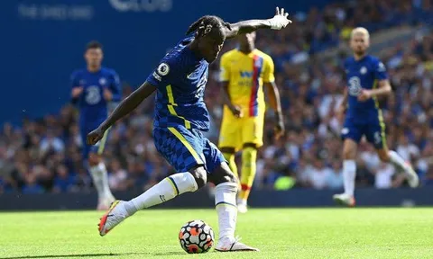 Tuchel nói về tương lai của Chalobah trước tin đồn theo đuổi Kounde