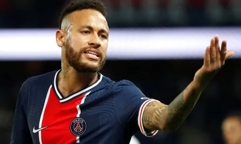 Neymar đánh đối thủ, Tuchel nói ngay 1 câu