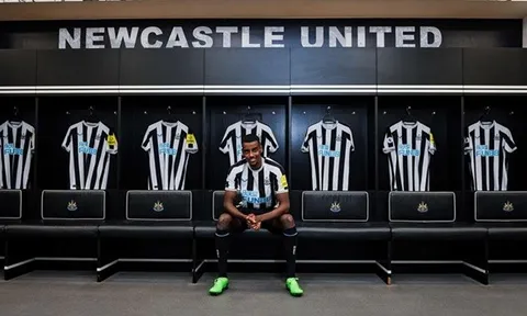 Túi tiền Ả Rập giúp Newcastle thay da đổi thịt