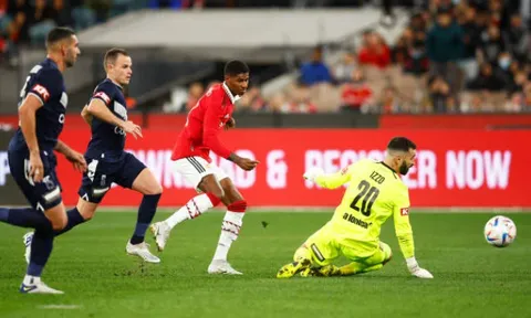 Tung 2 đội hình, Man Utd vẫn có màn hủy diệt Melbourne Victory FC