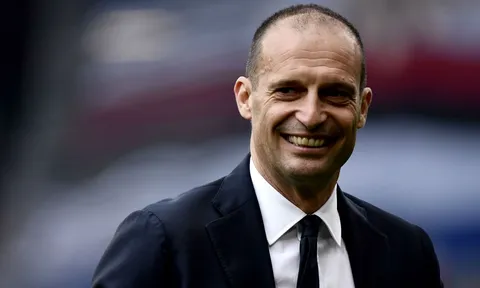 Tượng đài làng HLV mong Man Utd chọn Allegri
