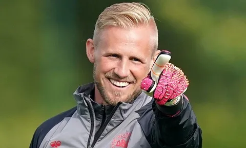 Tuyển Anh muốn 'đưa bóng đá về nhà', Schmeichel nói câu chí mạng