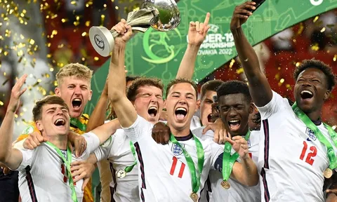 U19 Anh vô địch EURO