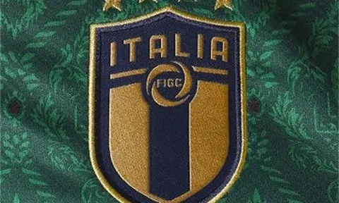 Tuyển Italia sắp hết là "Đội bóng Thiên Thanh"
