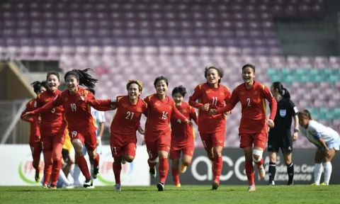 Tuyển nữ Việt Nam dự World Cup: Những người đi sau, về trước